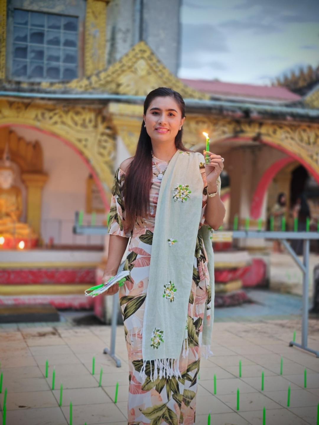 Golden Image - နိဗ္ဗာန်ကုန်အရောင်းပြခန်း Facebook ad: ငွေကြေးကံ ကောင်းချင်တာလား?