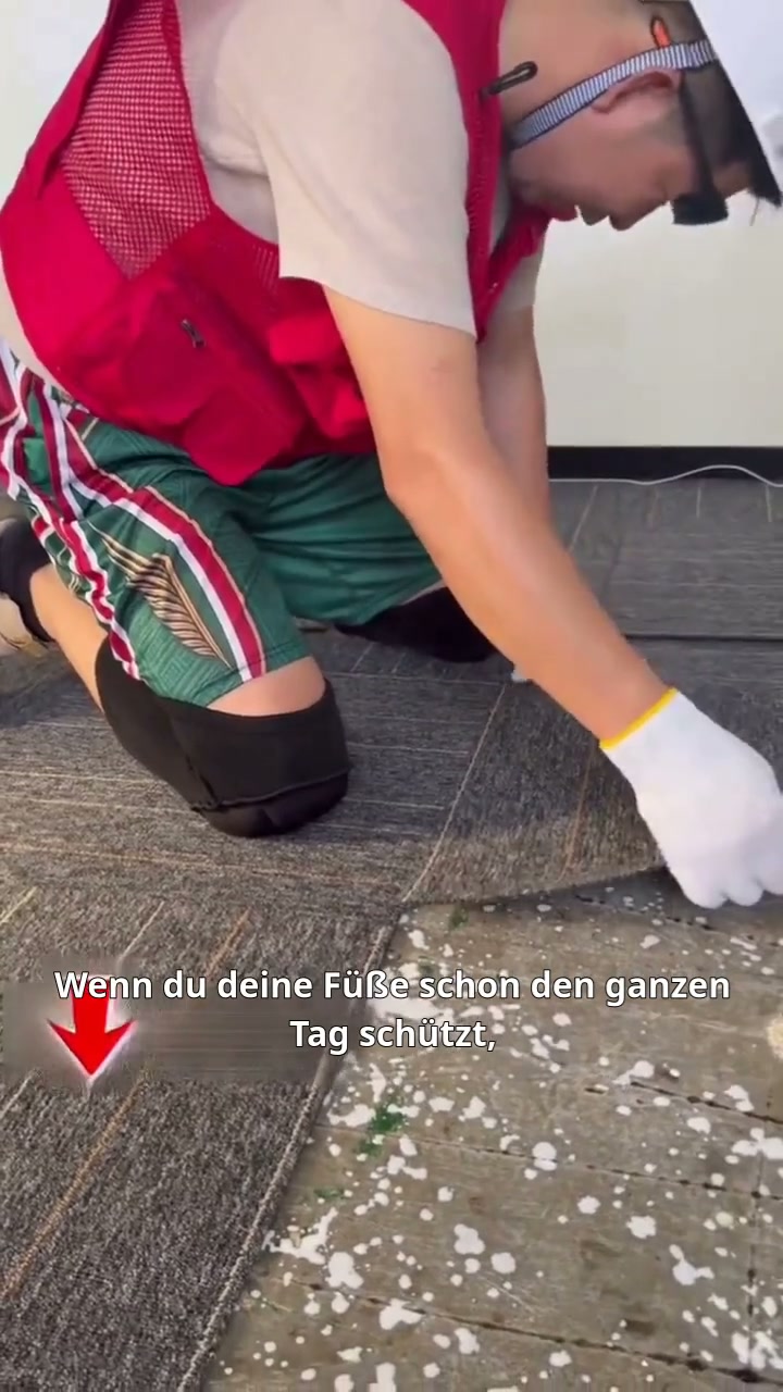 Fqpetcg Facebook ad: Was machen deine Knie, während du arbeitest?