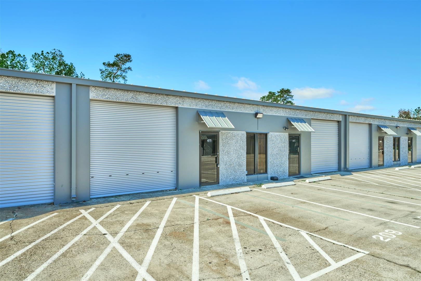 Kiely Kreitzberg Facebook ad: Frazier Business Park - Suite 411 - Warehouse/Office…