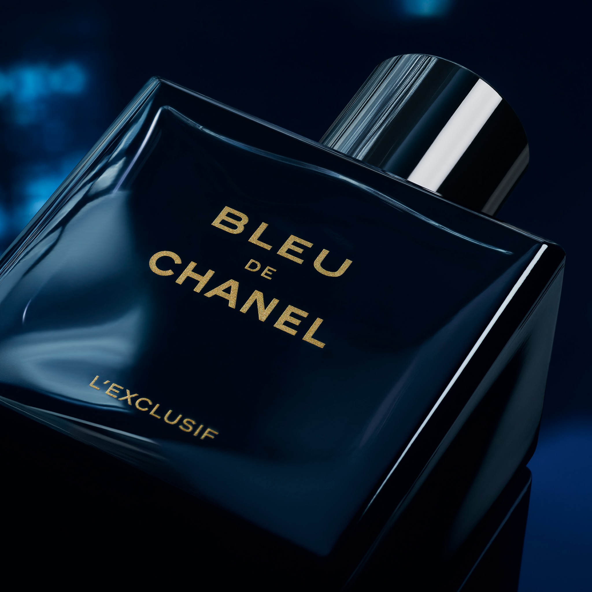CHANEL Facebook ad