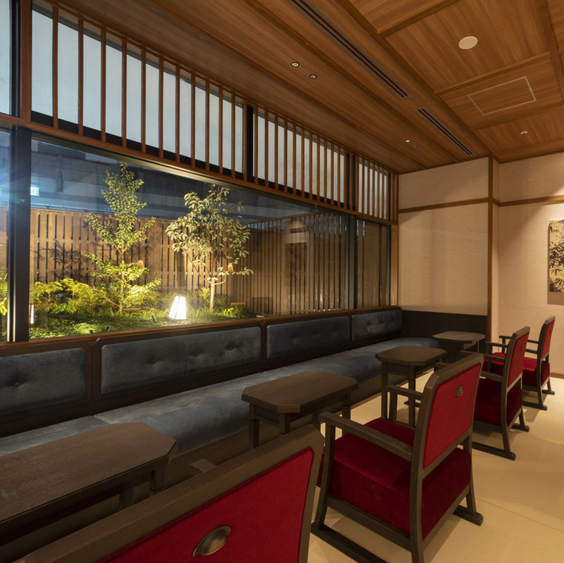 ドーミーイン 共立リゾート Facebook ad: Nestled in two of Kyoto’s most beloved destinations…