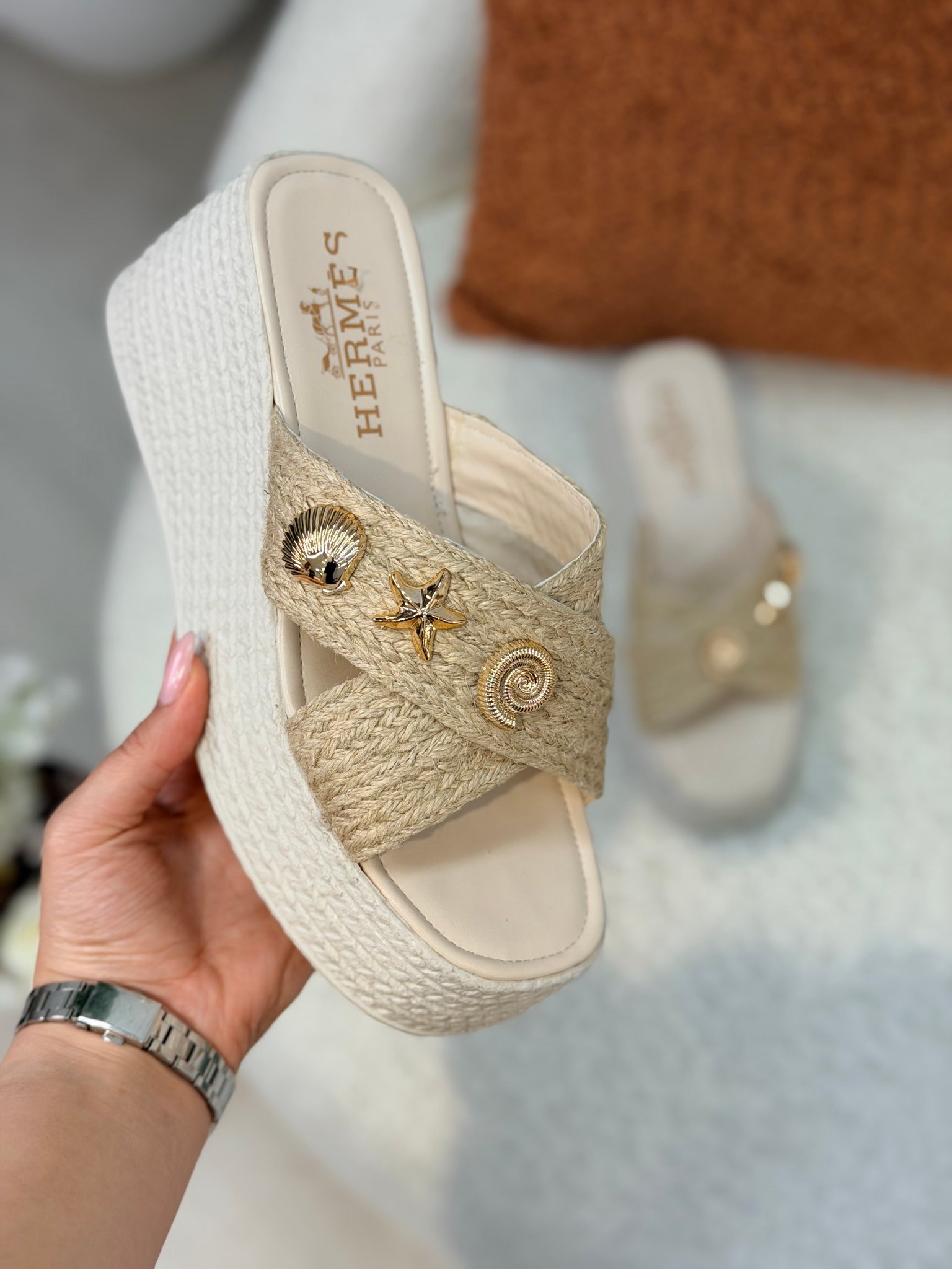 City Shoes Facebook ad: BOUTIQUE JOJO LAFAYETTE
