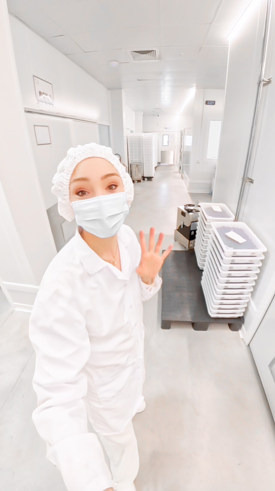 D-LAB NUTRICOSMETICS Facebook ad: Bienvenue au cœur de notre savoir-faire