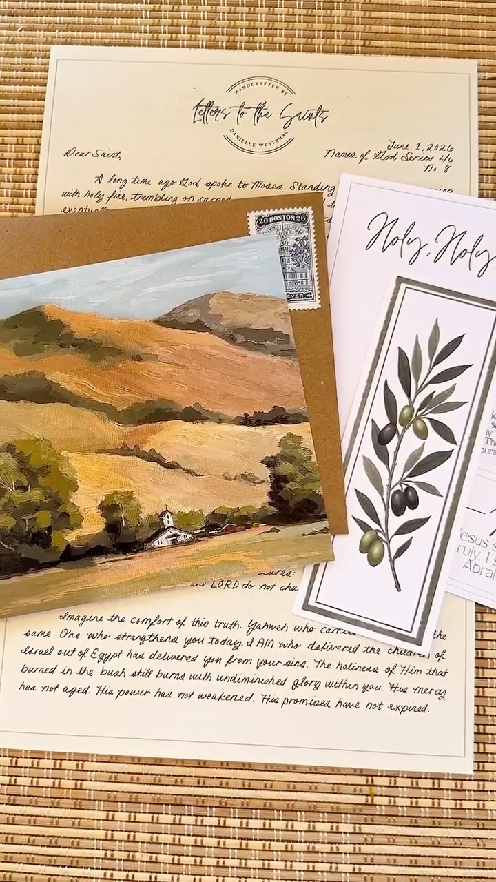 Danielle Westphal Studio Facebook ad: Finally, a reason to love your mailbox again