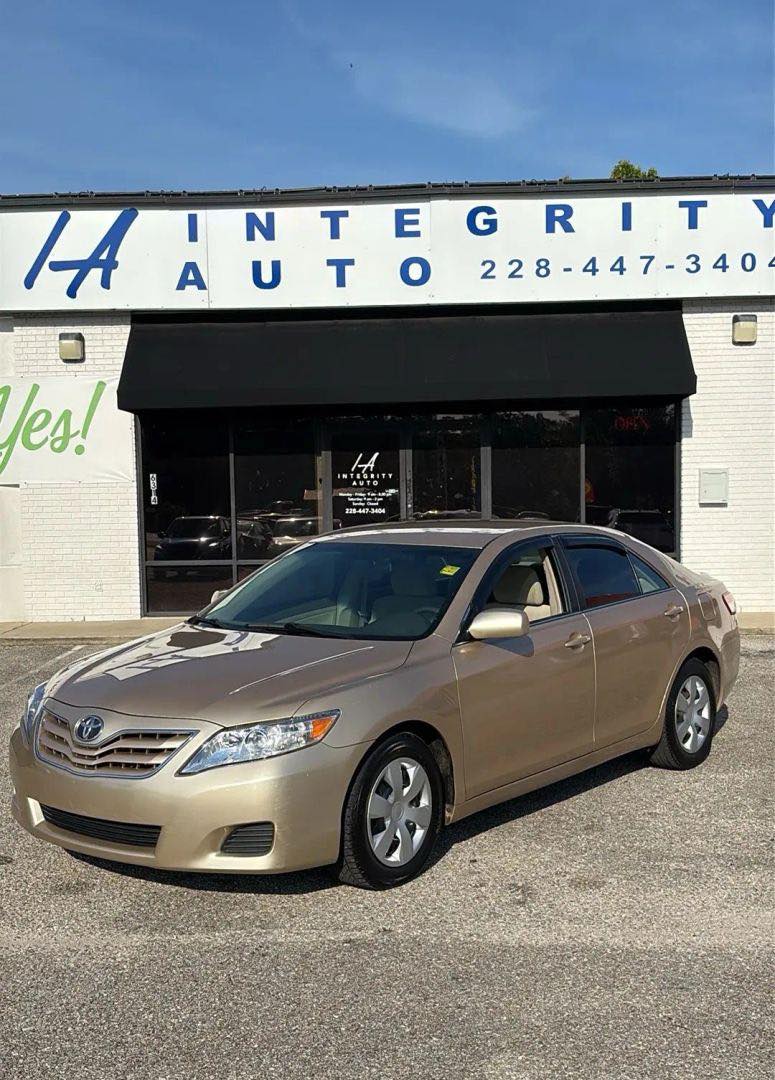 Integrity Auto Sales Facebook ad: HOME - Integrity Automotive Group