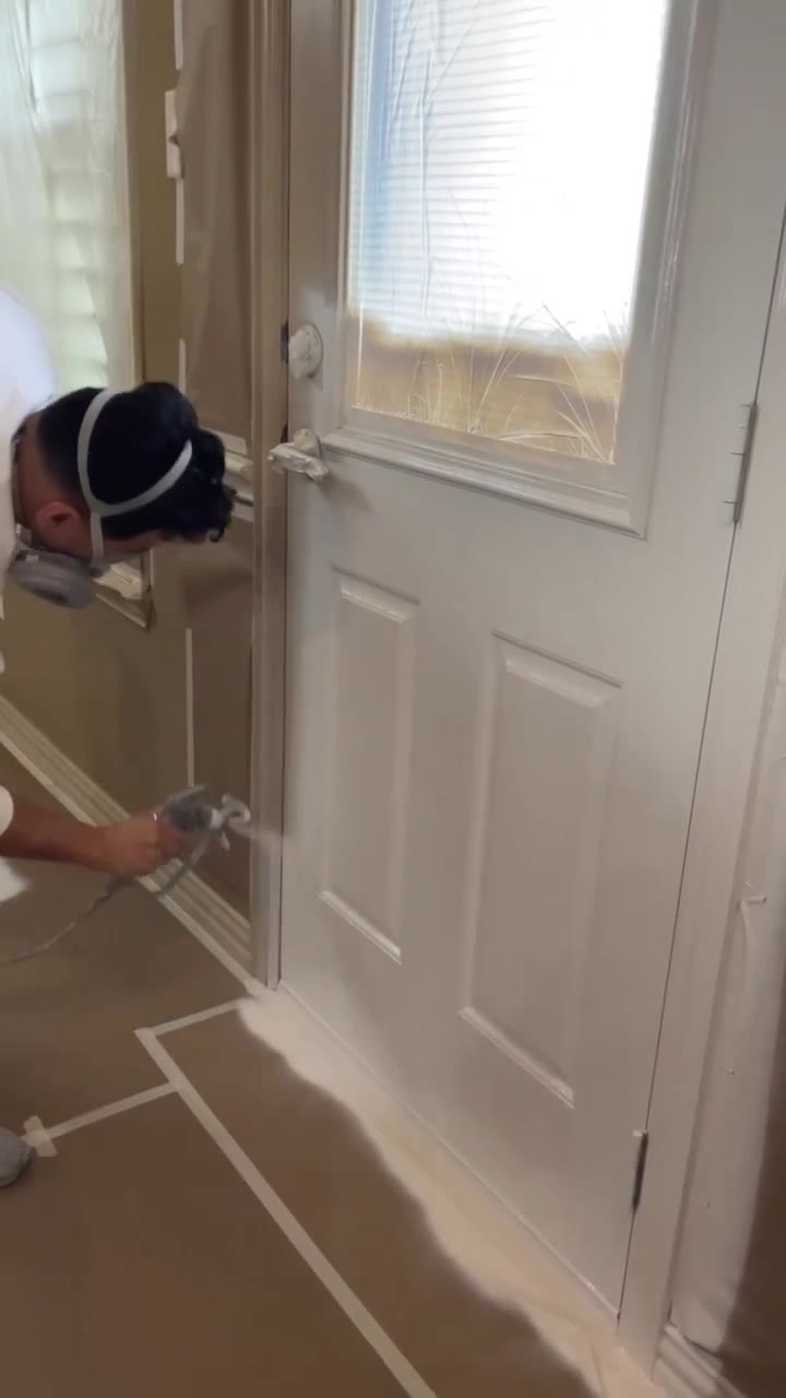 Spray Tex Painting Facebook ad: Flat 15% OFF on all Projects