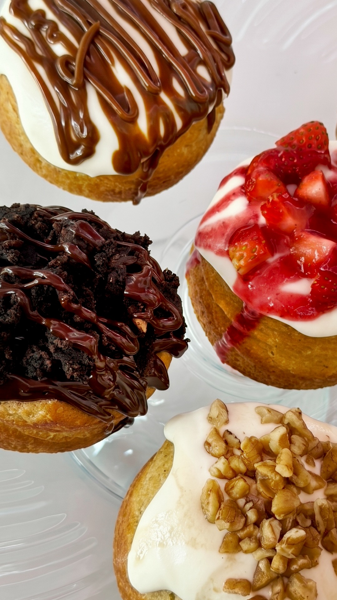D’Almendra Keto Bakery Facebook ad: Antojo de algo dulce, pero sin salirte de…