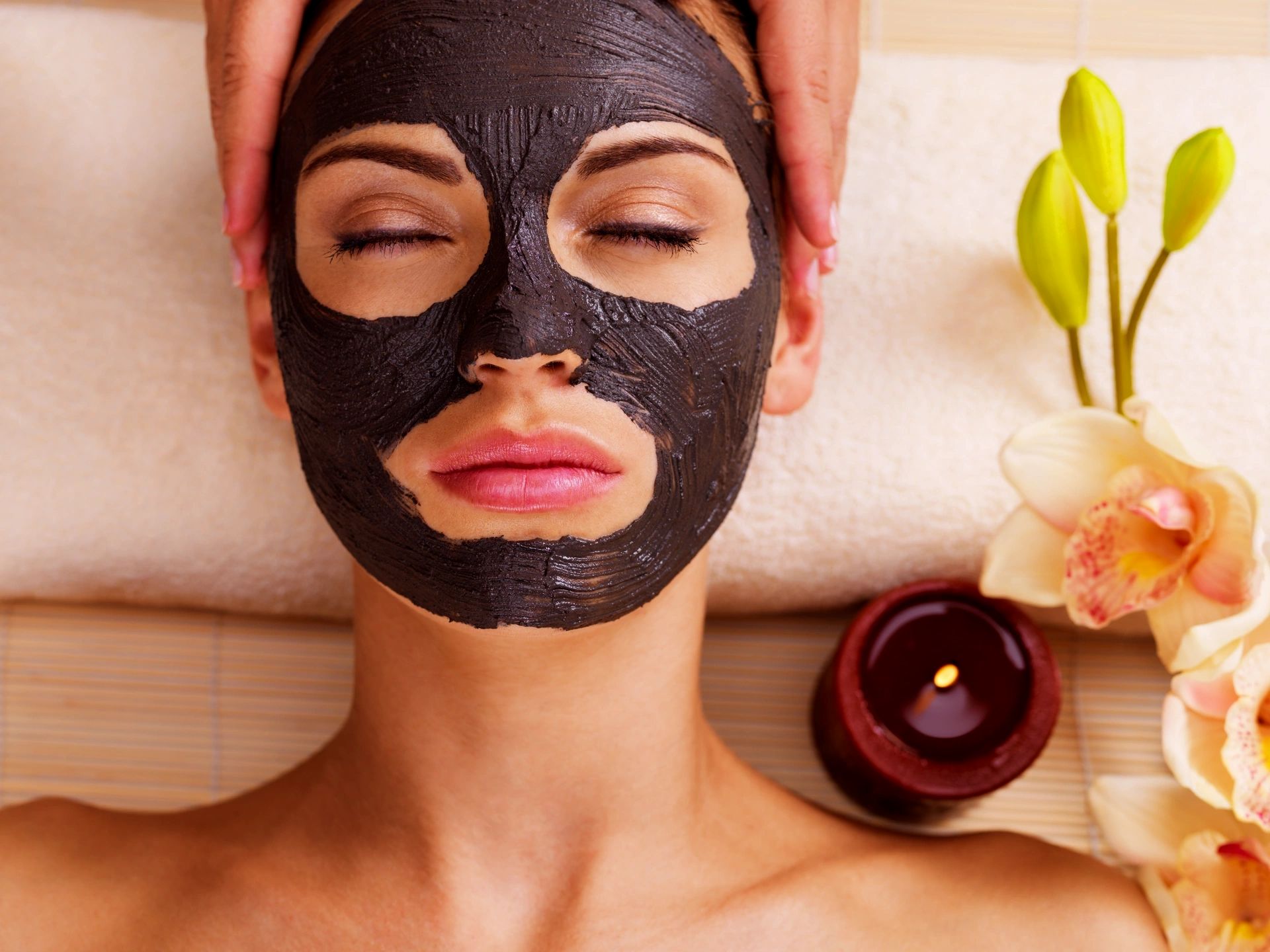 Hopeful Beauty & Wellness Studio Facebook ad: Stop Getting The Same Facial As Everyone Else