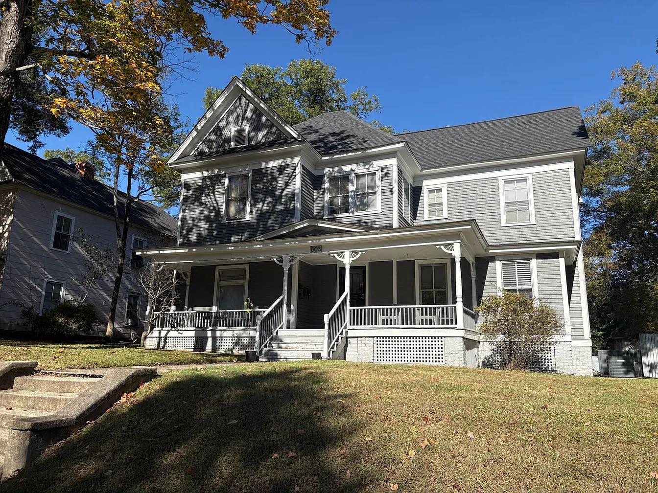 Cheryl A1 Renter Facebook ad: 1 bedroom, 1 bathroom apartment located in Greensboro.