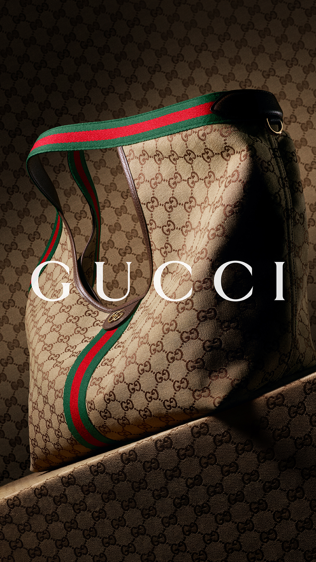 Gucci Facebook ad