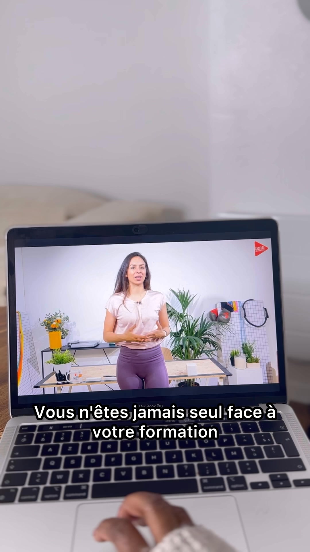 School Online University Facebook ad: On vous forme à votre rythme