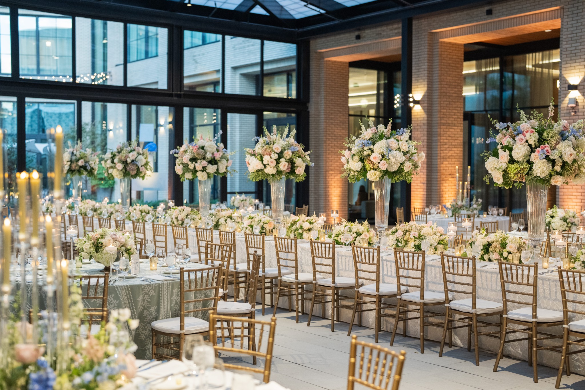 The Crescent Hotel, Fort Worth Facebook ad: Distinctive Weddings