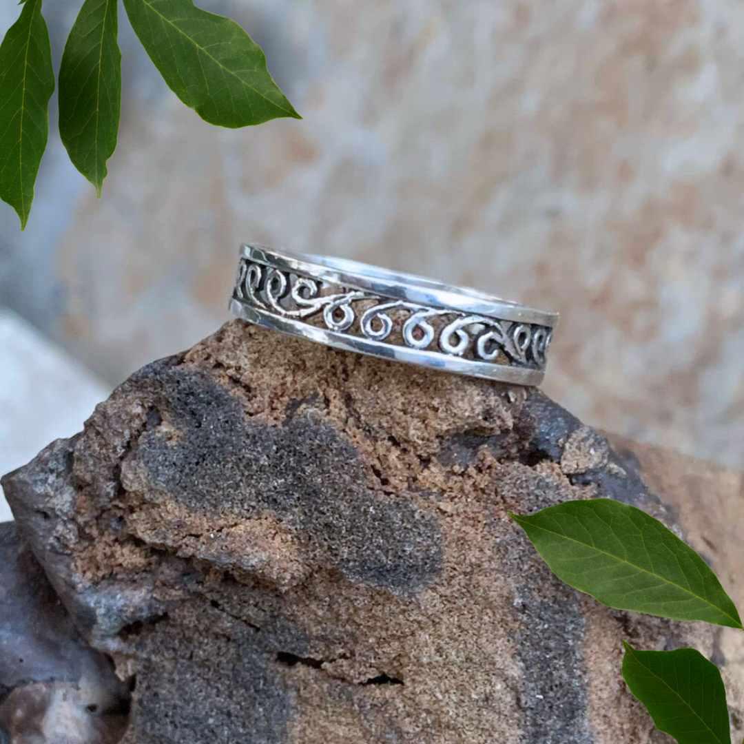 GLE-Good Living Essentials Facebook ad: Shop over 2000 choices of sterling silver &…