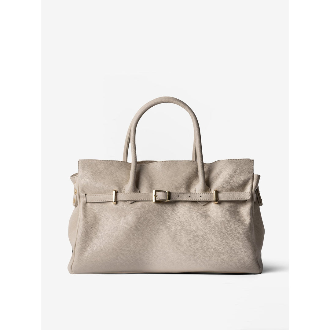 MAD BAG STORE Facebook ad: Premium Italian leather handbags without luxury markups.