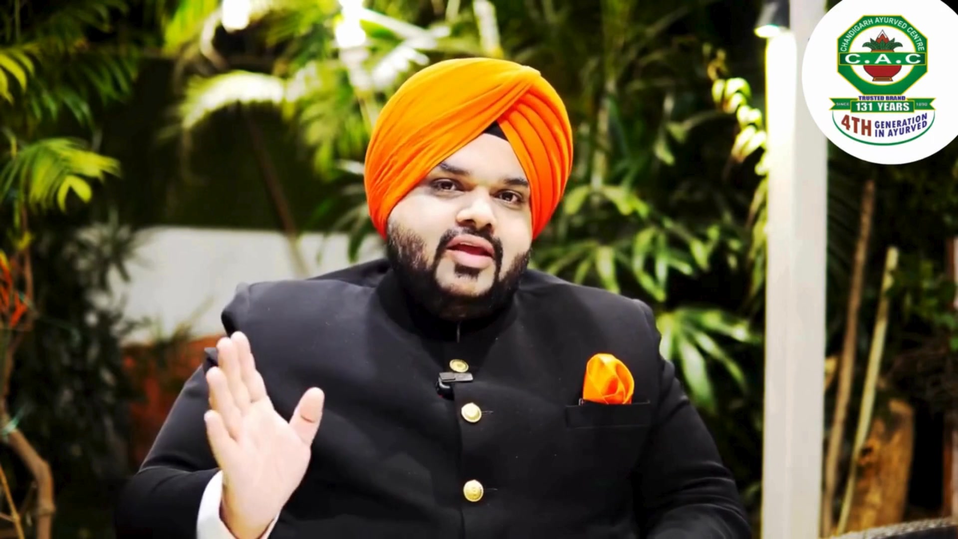 Chandigarh Ayurved Centre Facebook ad: 𝐀𝐑𝐄 𝐘𝐎𝐔 𝐒𝐔𝐅𝐅𝐄𝐑𝐈𝐍𝐆 𝐅𝐑𝐎𝐌 𝐒𝐊𝐈𝐍…