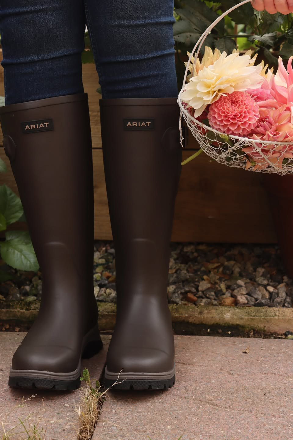 Ariat Europe Facebook ad