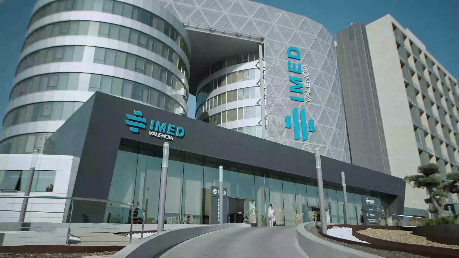 IMED Valencia Facebook ad from Jun 17, 2026