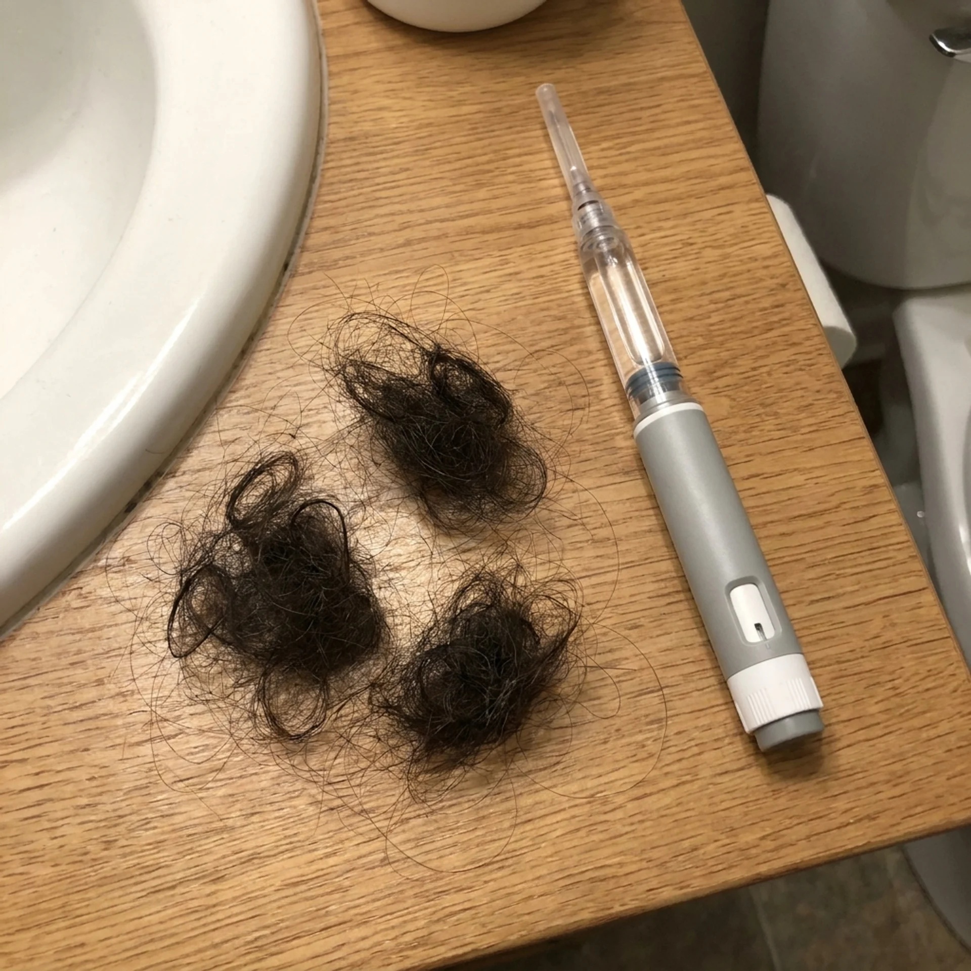 Sue Pascale Facebook ad: Say Goodbye To Hair Thinning