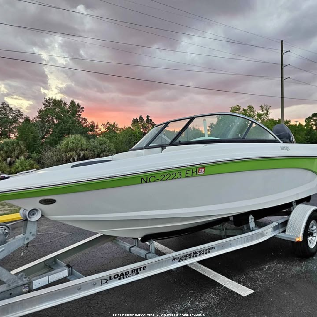 Boat Deal Canada Facebook ad