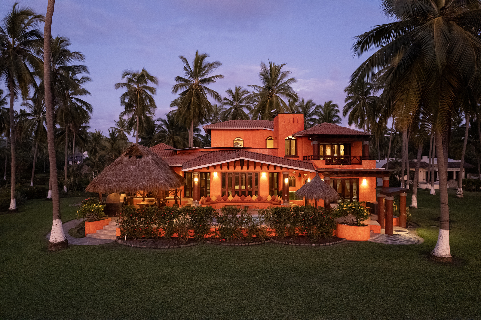The Villas at Playa Las Tortugas Facebook ad: Playa Las Tortugas: Un lugar para momentos especiales…