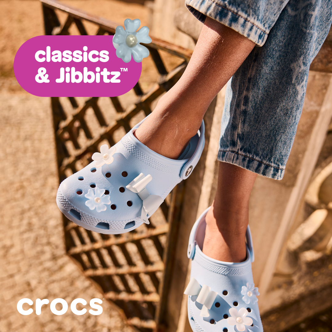 Crocs Facebook ad