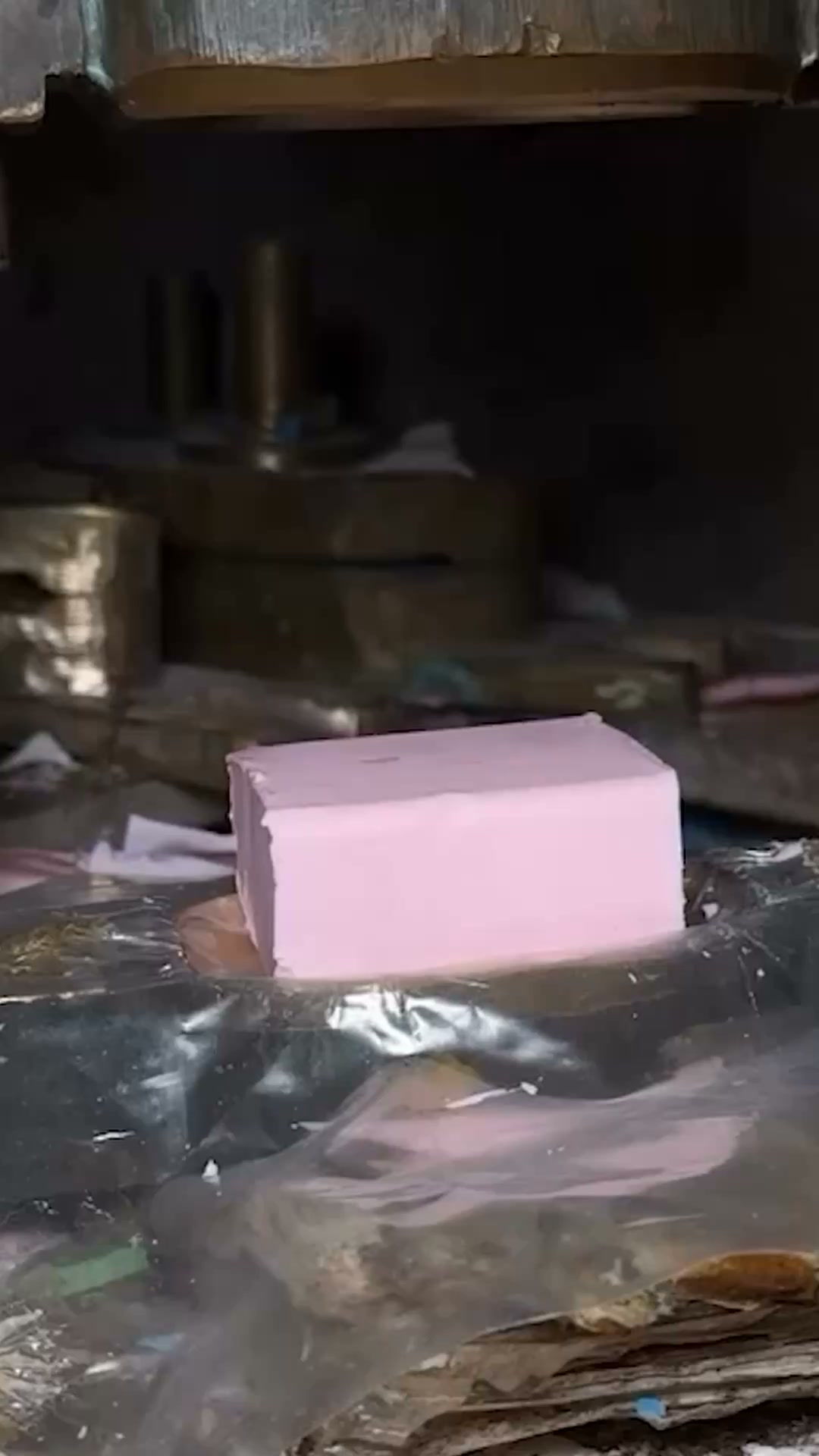 The Ghar Soaps Facebook ad: Magic Soap For Tanning Problem