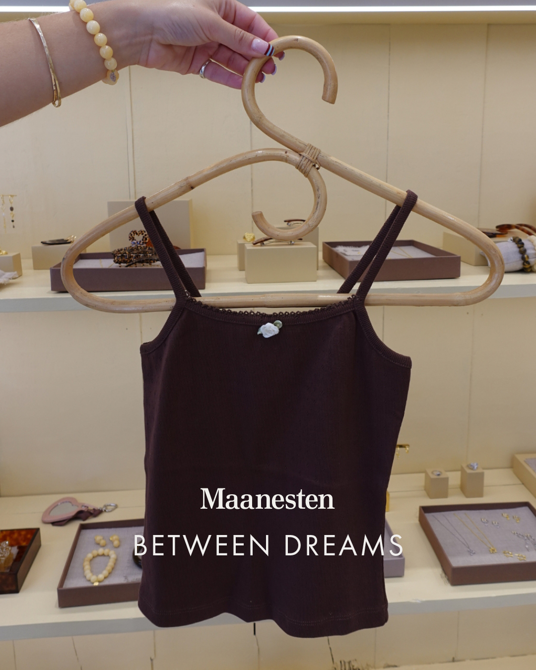 Maanesten Facebook ad