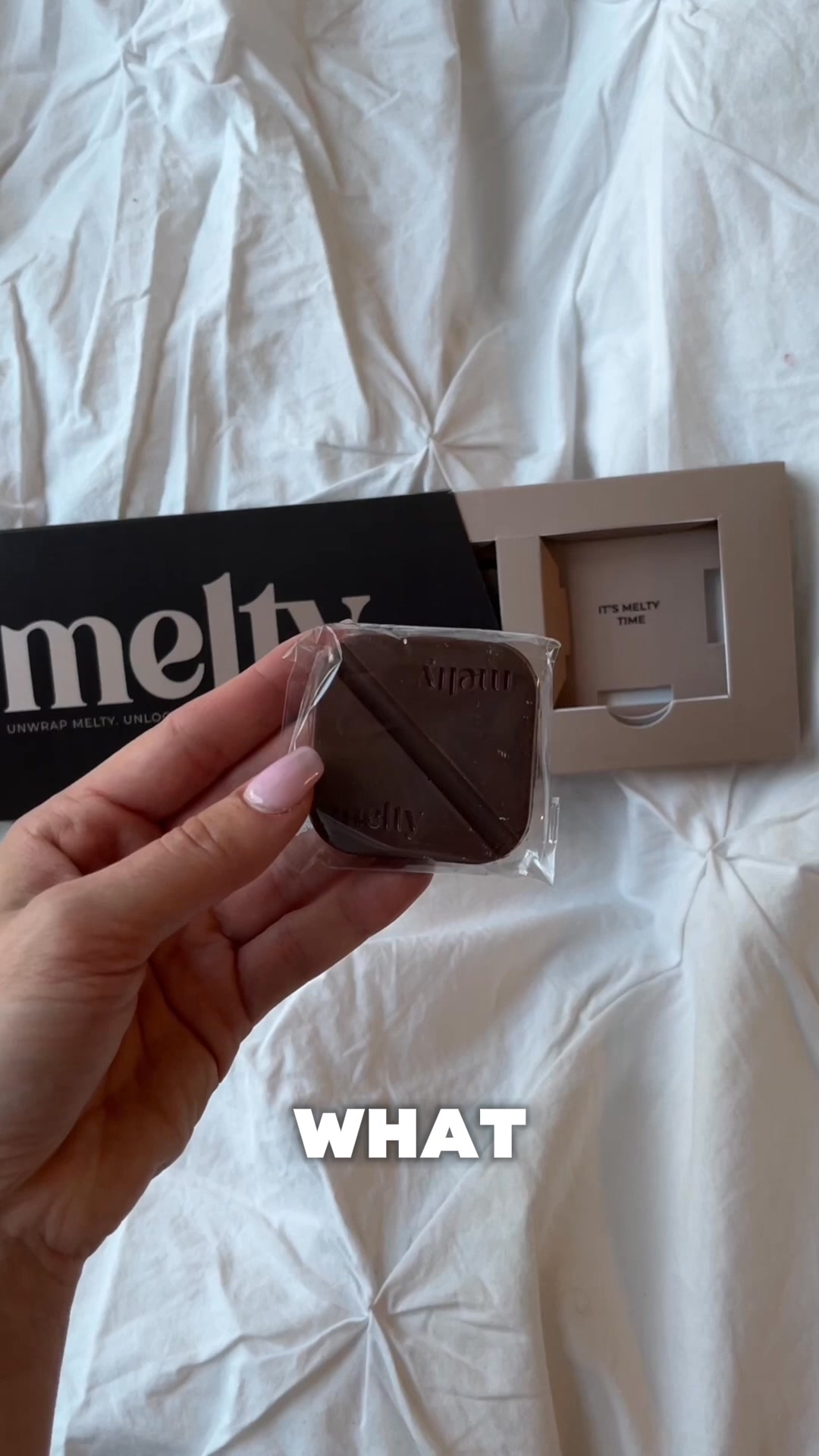 Try Melty Facebook ad: Aphrodisiac Couple Chocolate