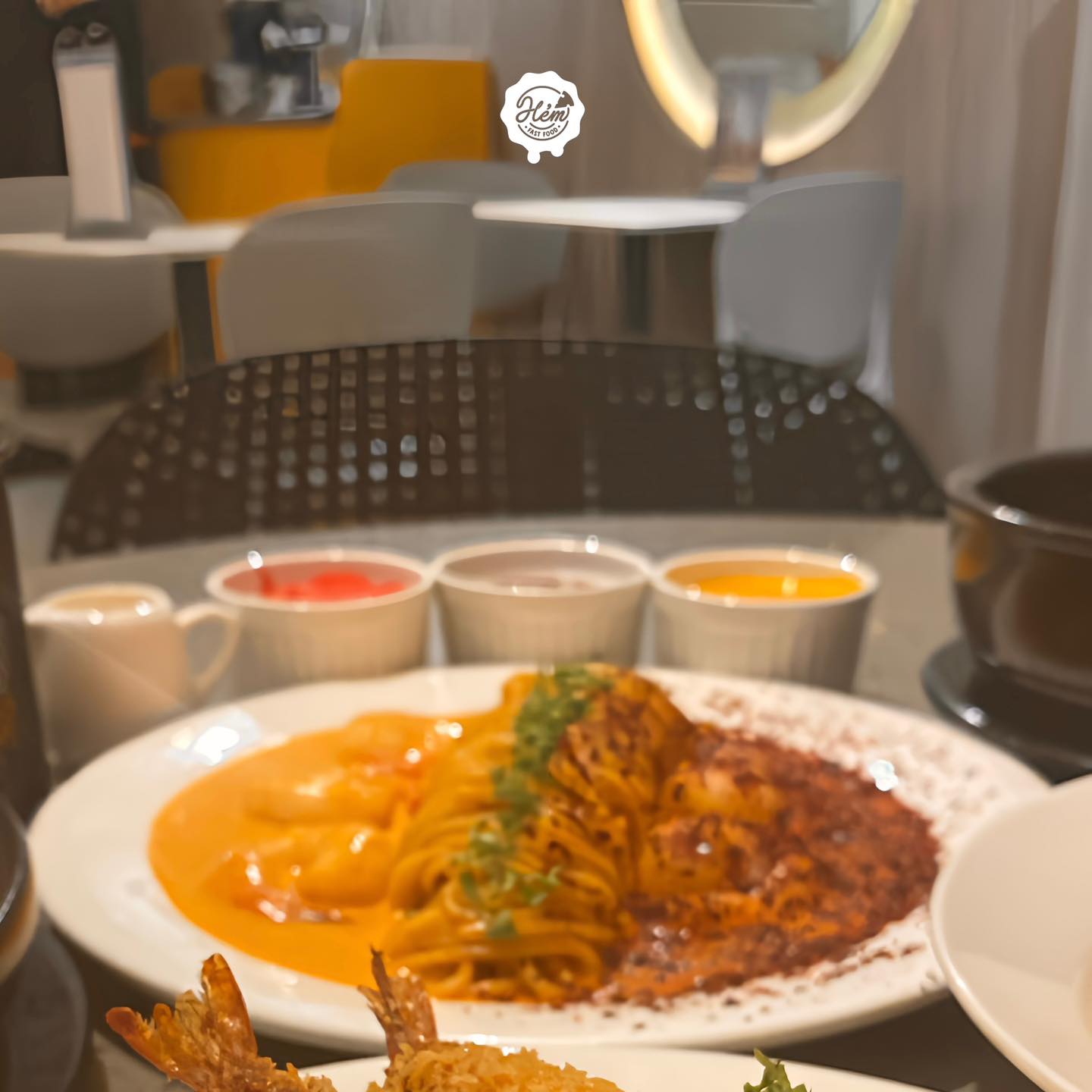 Hẻm Fast Food Facebook ad