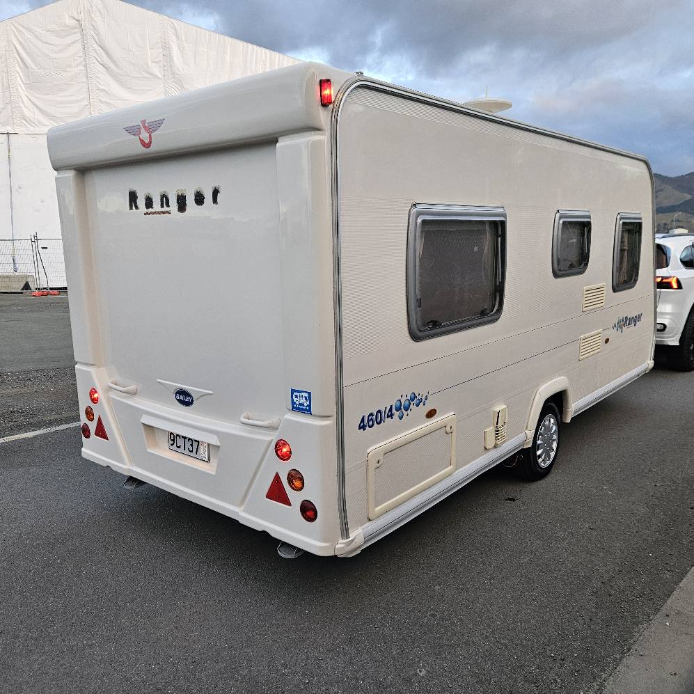 Bruce Fowler Facebook ad: Bailey Ranger 460/4, Fixed double bed.