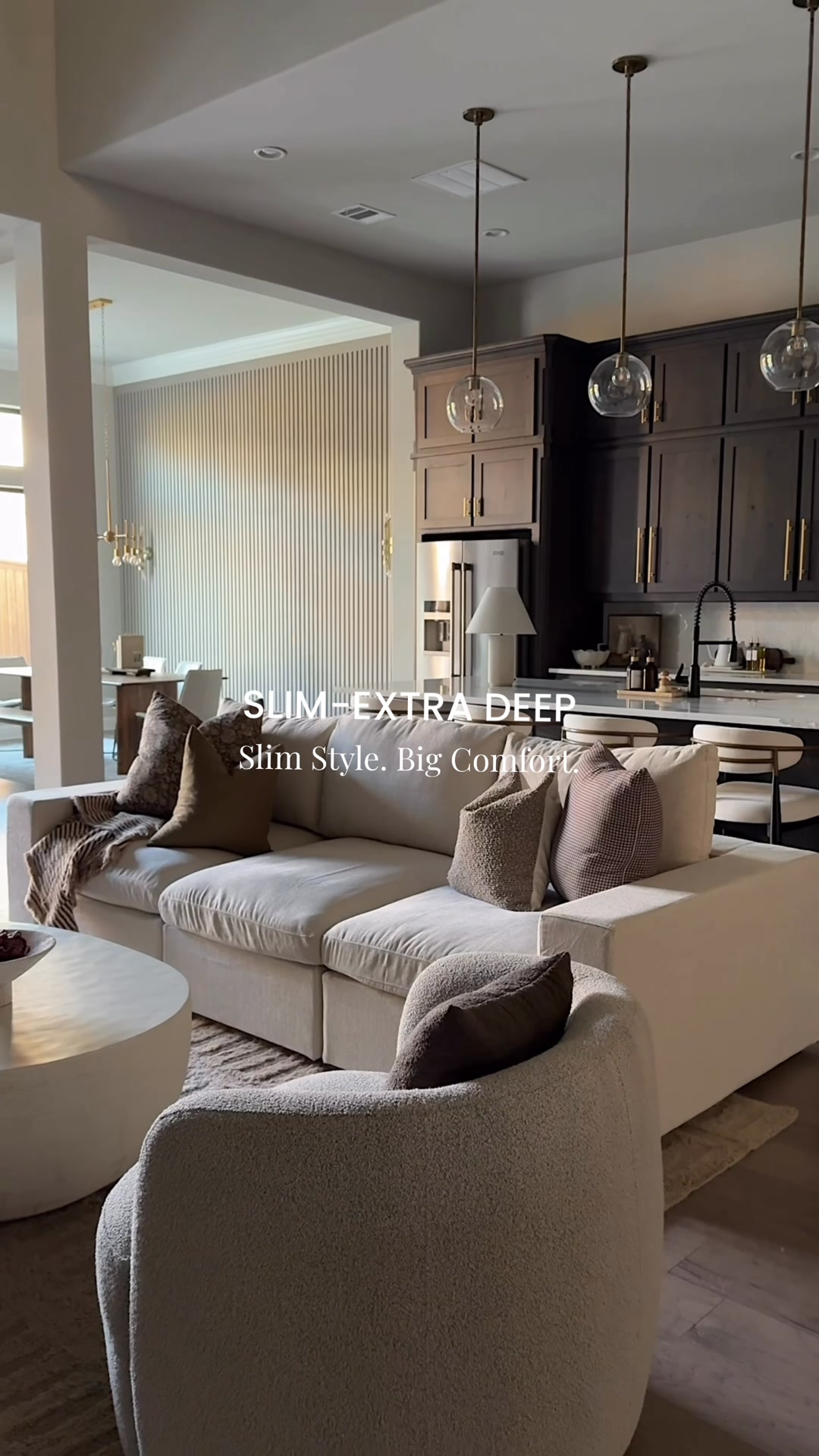 Ashley Gomez Facebook ad: I'm obsessed with my new sofa