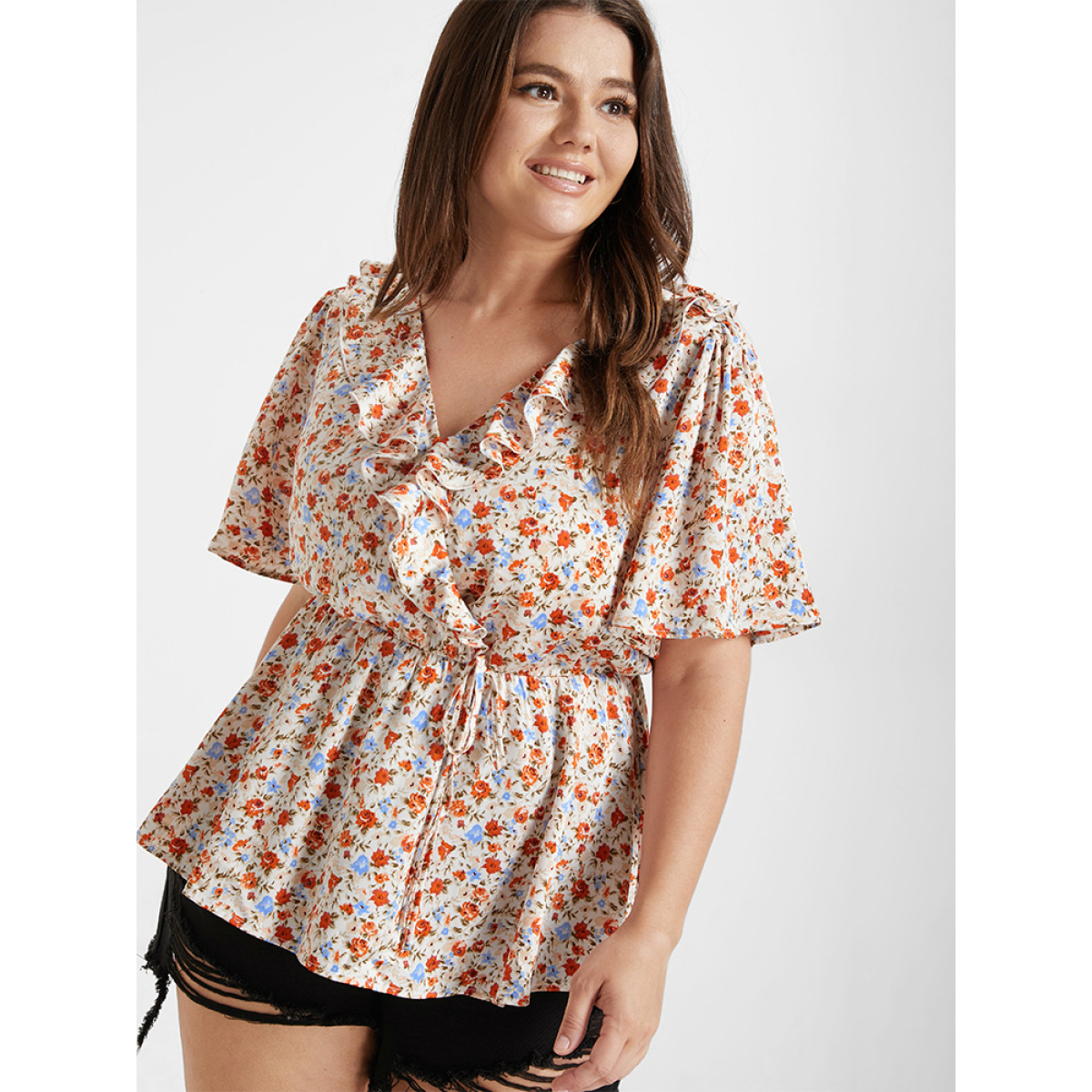 BloomChic Dress Facebook ad: Discover your fashion style and show off your…
