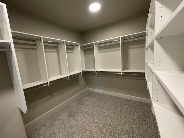 Closets Northwest, Inc Facebook ad: Book a FREE Closet consultation today!