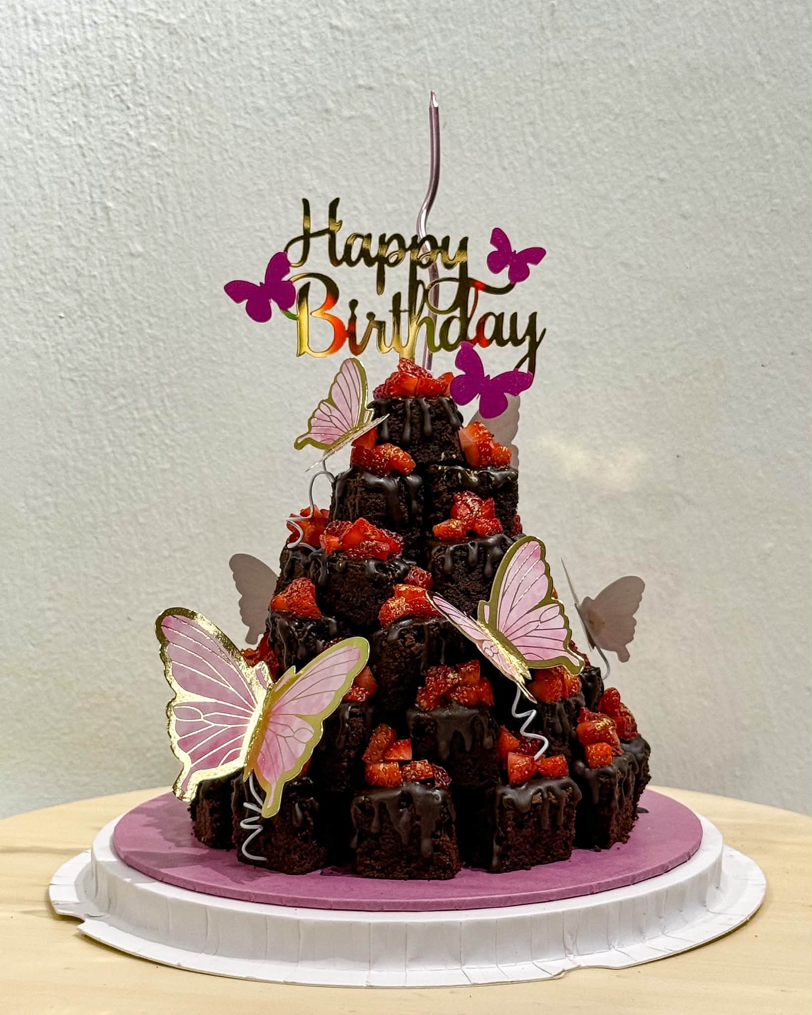 Bearny.maker Facebook ad: Looking for a deliciously festive treat to celebrate…