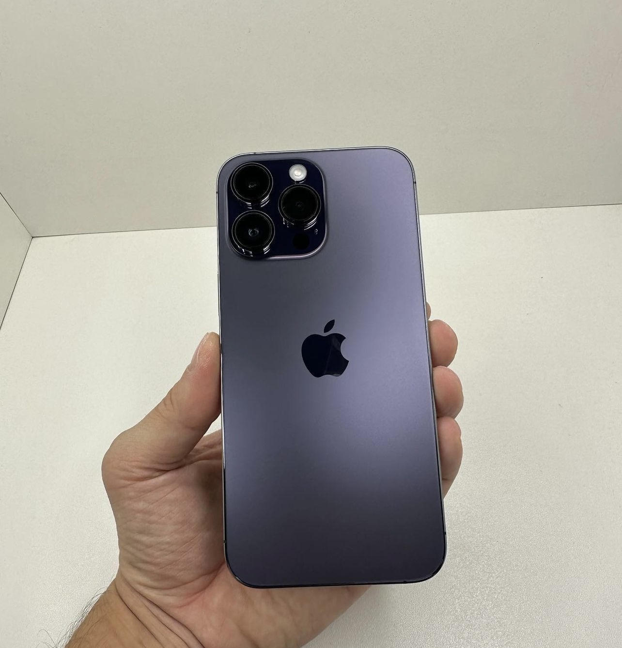 Gadget Store Facebook ad