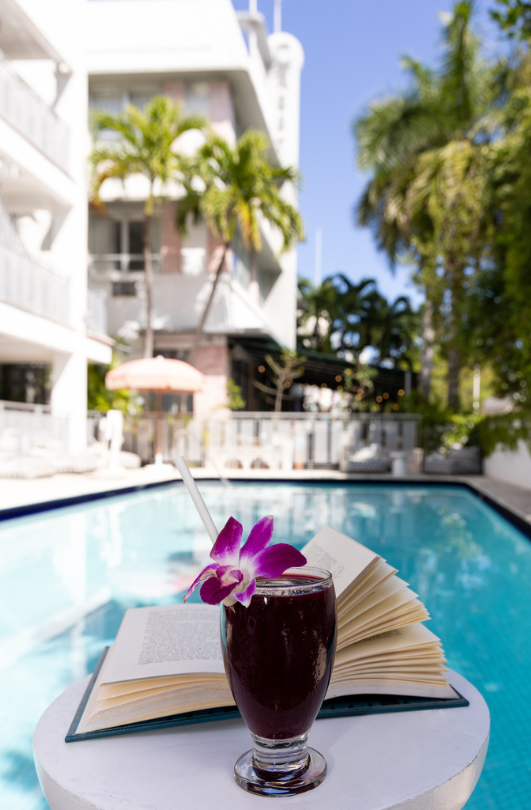 Crest Hotel & Suites Facebook ad: Stay with us and dive into Miami’s vibe!