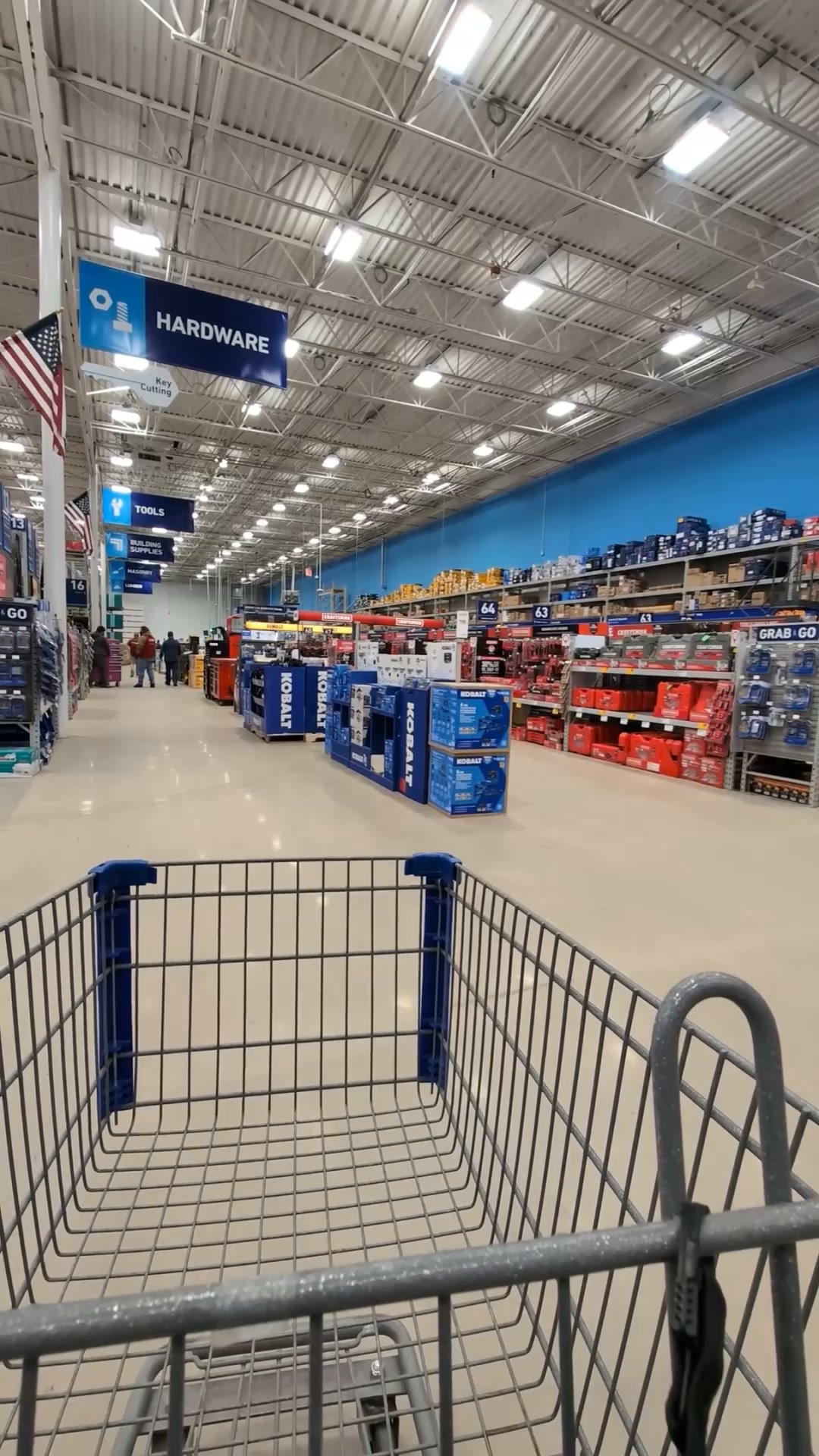 Lowe's Home Improvement Facebook ad: Pros Save More Now