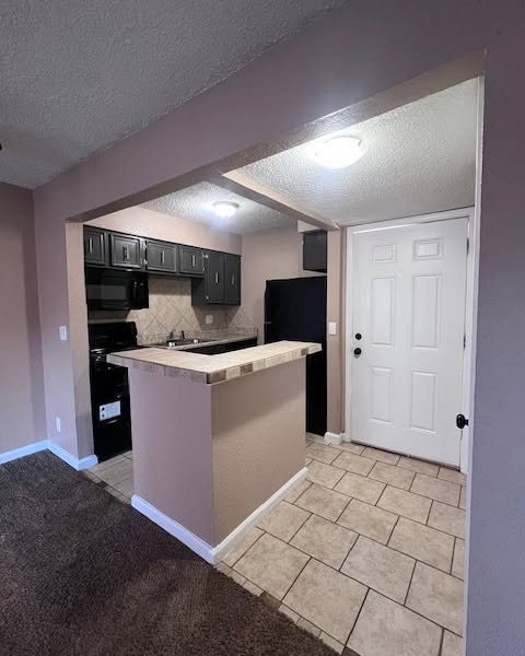 Solare Leasing Facebook ad: 1 Bed 1 Bath Apartment