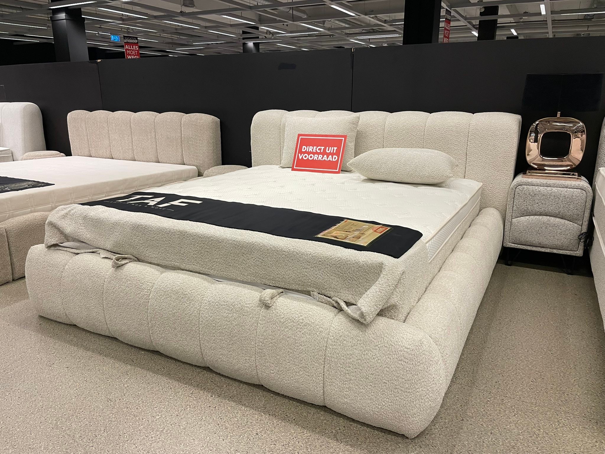 Meubel Outlet Megastores Den Haag Facebook ad