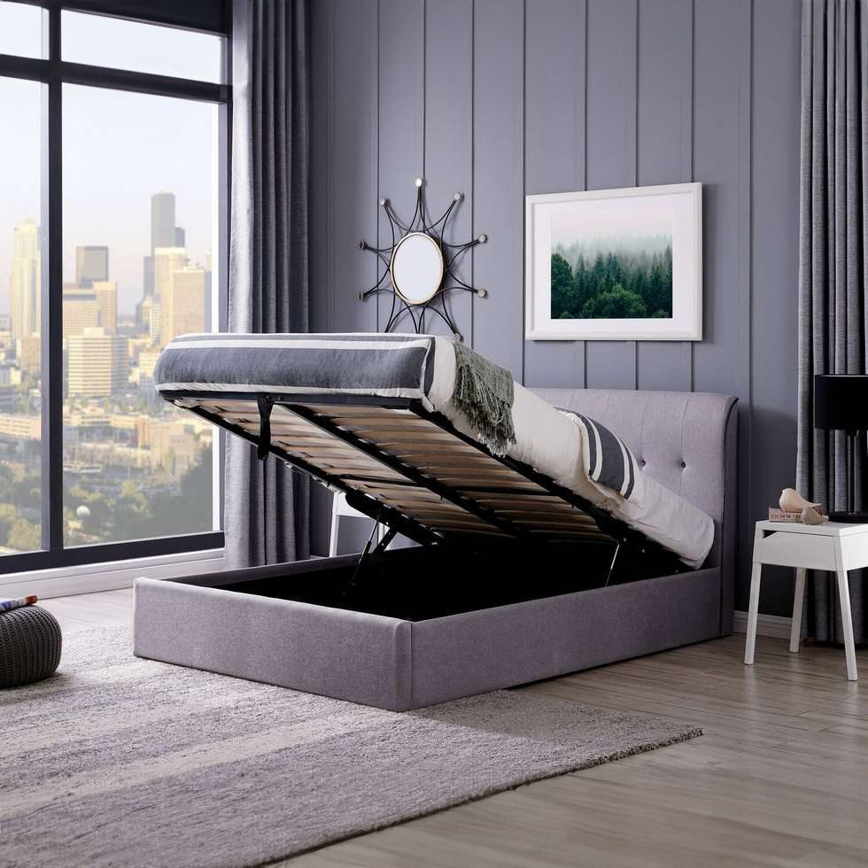United Carpets and Beds Facebook ad