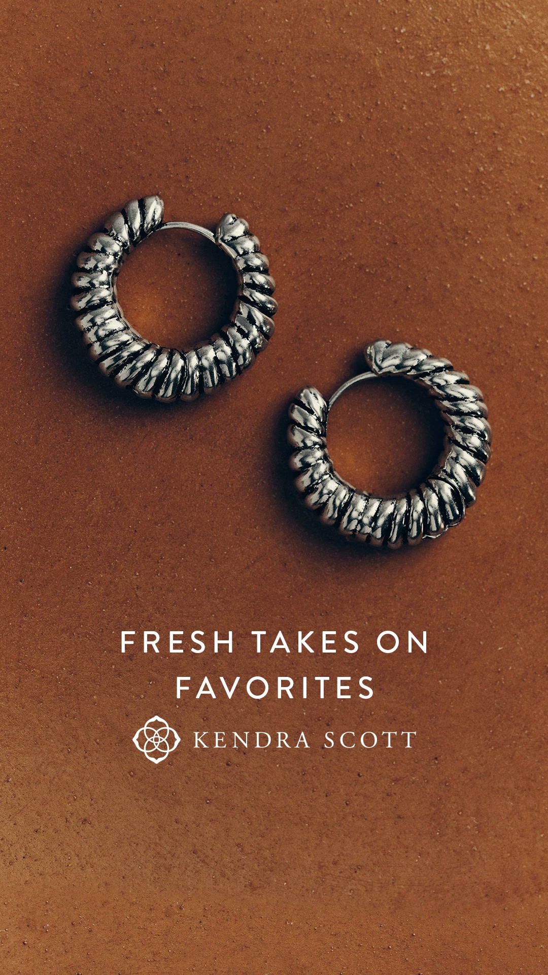 Kendra Scott Facebook ad: Shop Bestselling Icons