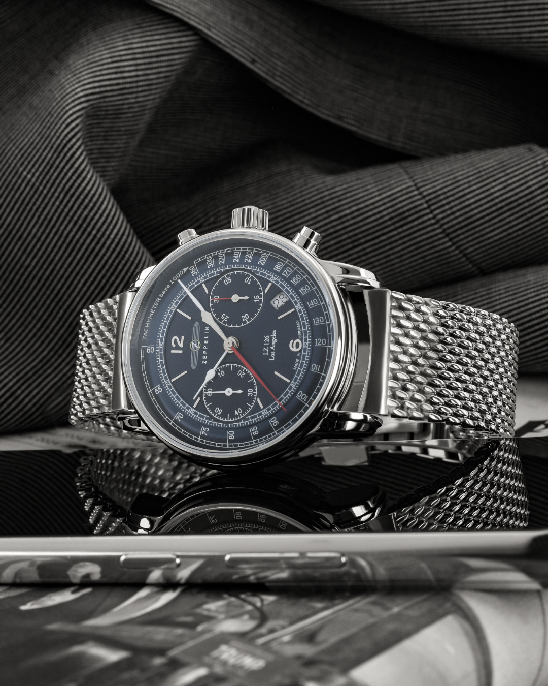 Zeppelin Uhren Facebook ad: / Ein Chronograph ist ein absolutes Muss für…