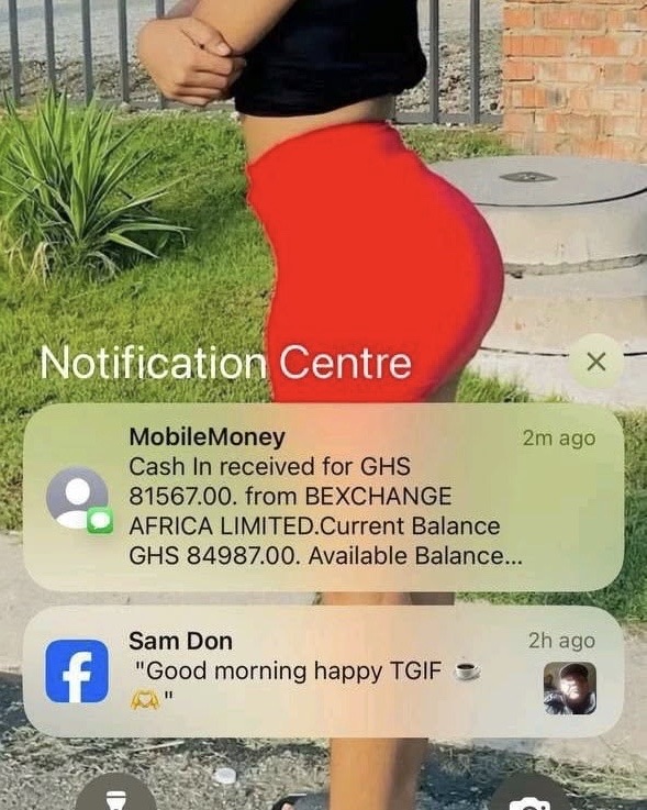 Money pot Facebook ad: Chat in Messenger