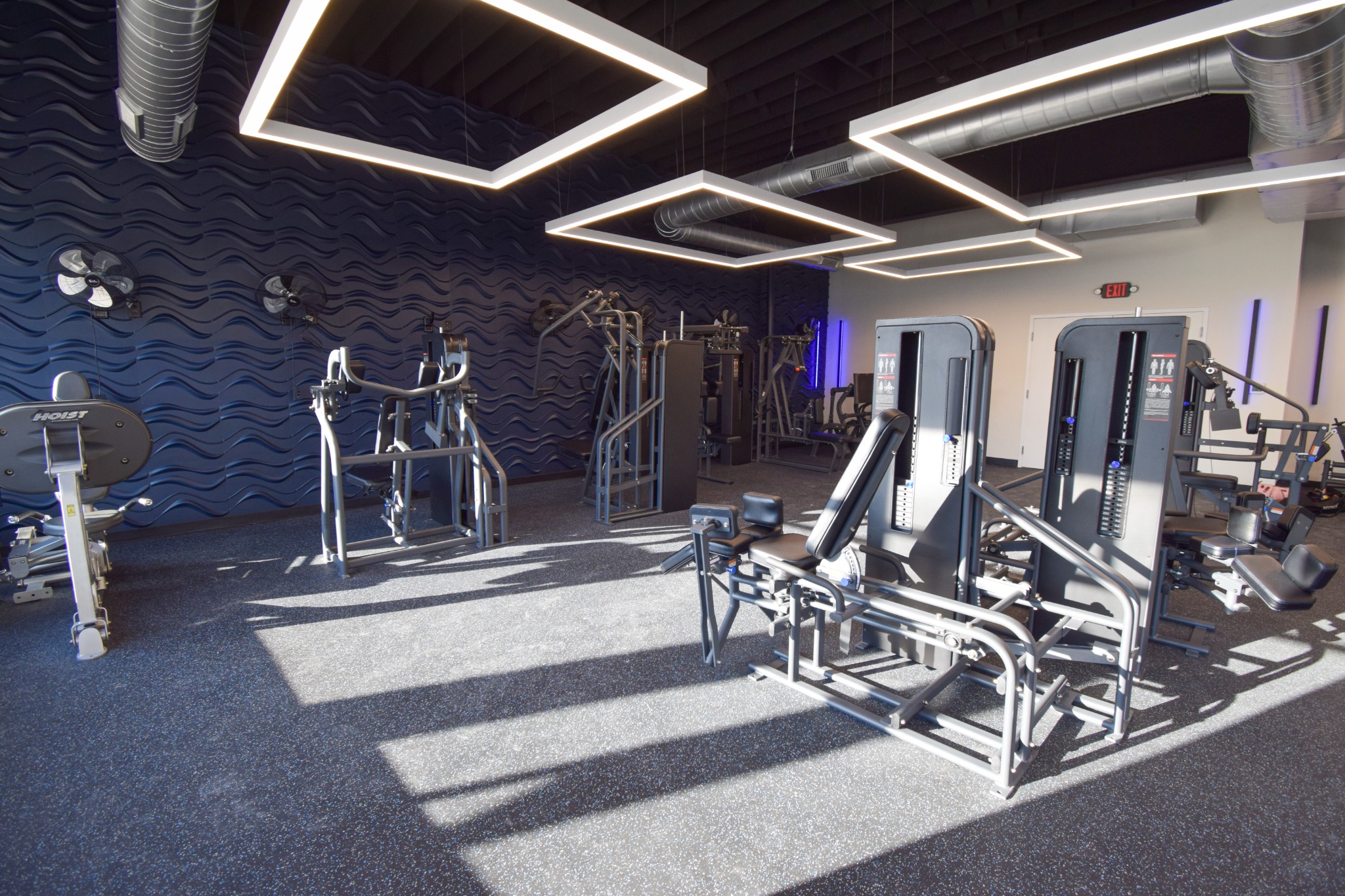MaxStrength Fitness of Fort Walton Facebook ad: Get 2 FREE Sessions