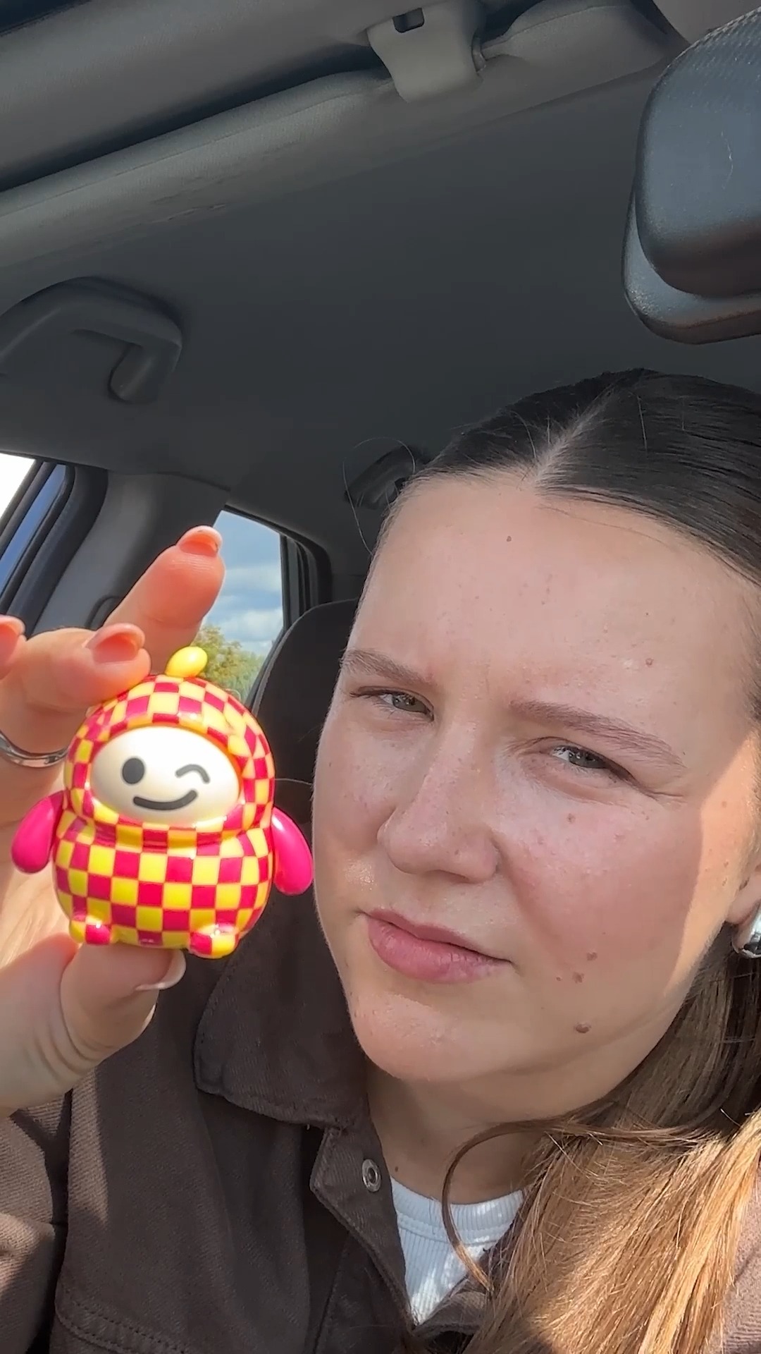 Candy POP Facebook ad: Neapsikrauk, Lama Tama pasakys, ką reikia daryti