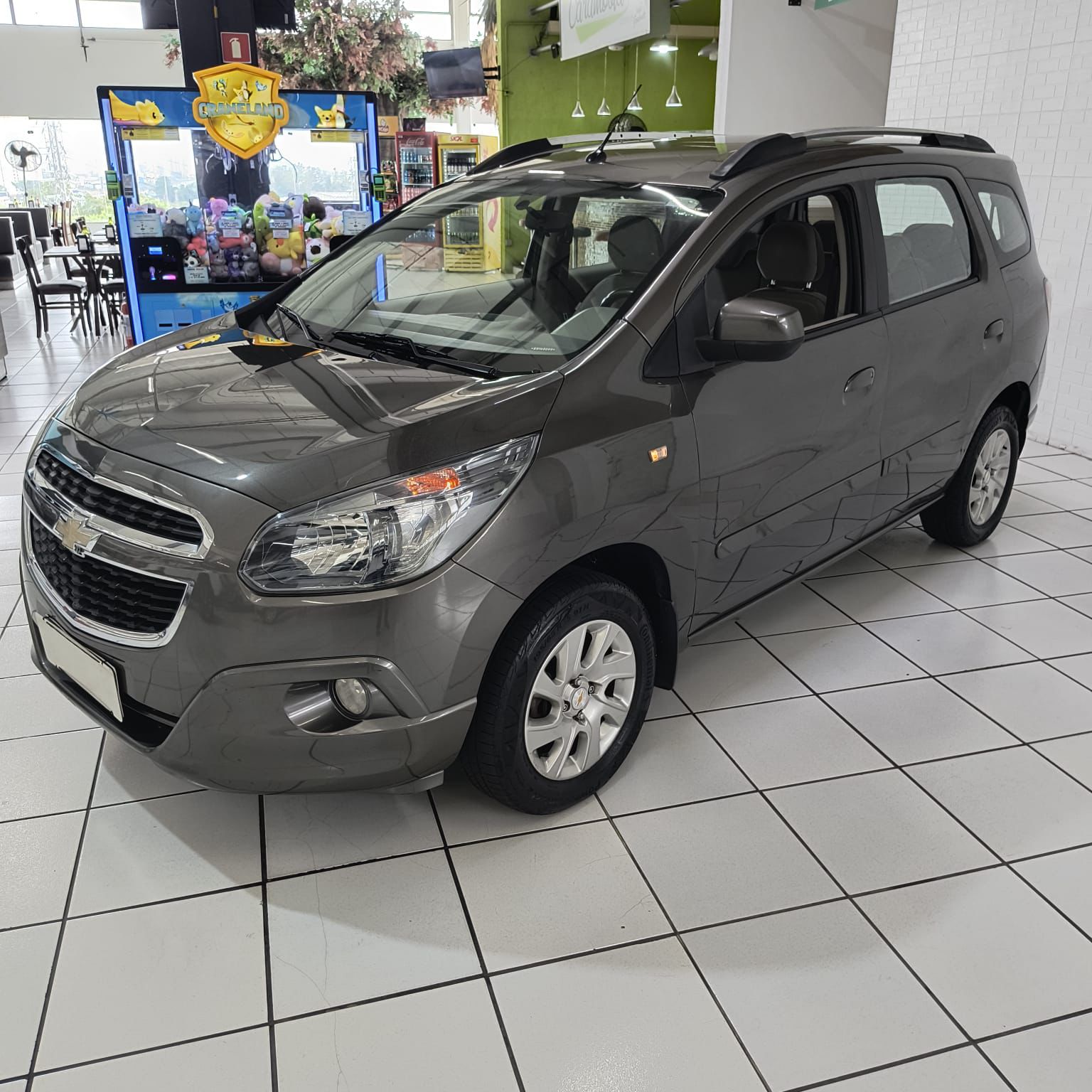 Auto Shopping Internacional GRU Facebook ad
