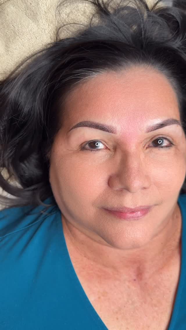 TS Microblading Brows & More Facebook ad: ¿Te maquillas las cejas todos los días para…
