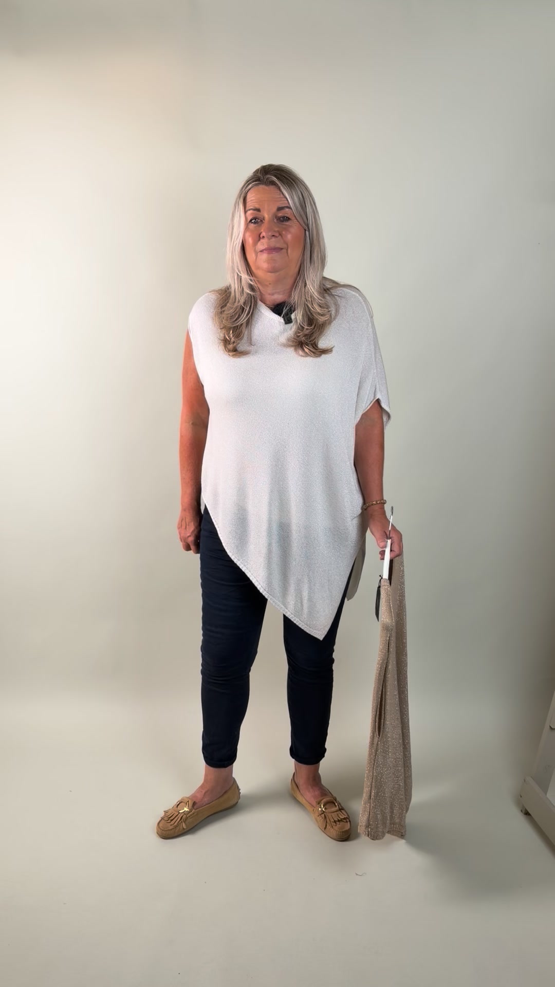 Classic Beauty & Fashion Facebook ad: Top Carles voor 37,95 Deze top is verkrijgbaar…