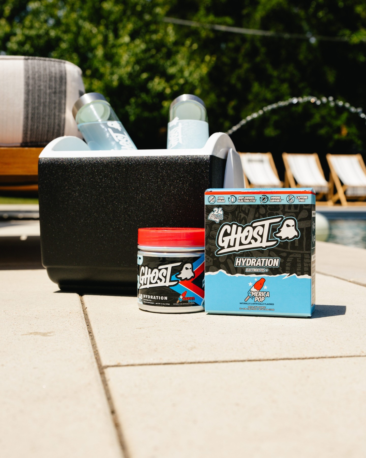 GHOST Hydration Facebook ad: Keep your drinks cold and your HYDRATION colder.