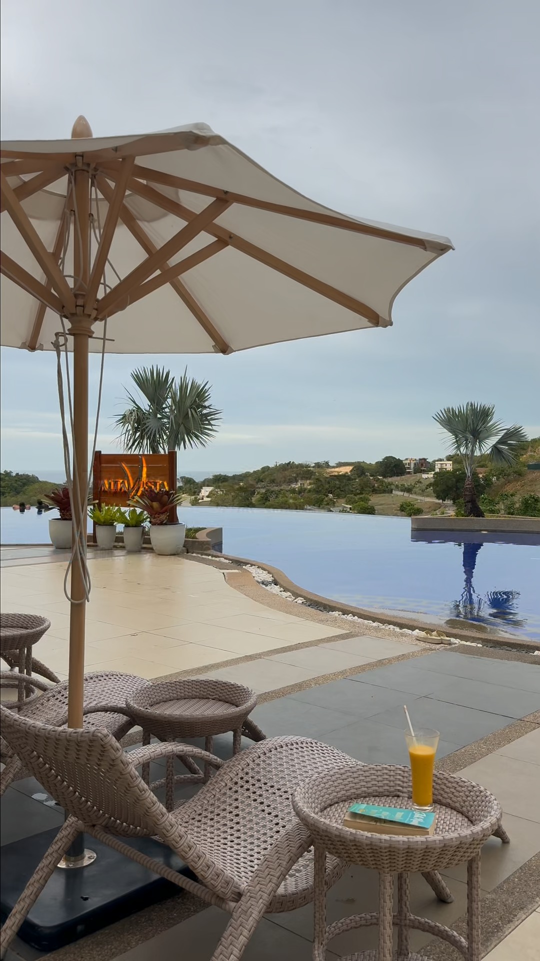 Alta Vista de Boracay Facebook ad: With our Go Local (Room Only) offer, enjoy…
